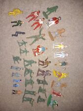 Various small plastic for sale  SALISBURY