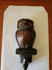 Gancho para casaco coruja madeira esculpida floresta negra 6” altura olhos de vidro árvore antiga comprar usado  Enviando para Brazil