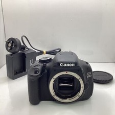 Câmera DSLR Canon EOS 600D (Funcionando + Flash) (Somente o Corpo) Com Carregador (P5) S#942 comprar usado  Enviando para Brazil