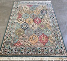 Traditional medallion wool for sale  Fredericksburg