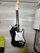 Guitarra Rock Band 4 sem fio Fender Stratocaster para Xbox One testada comprar usado  Enviando para Brazil