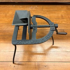 Usado, Antigo ferro fundido 3 pinos/perna de aranha mecânica pitter cereja PATD novembro 17, 1863 comprar usado  Enviando para Brazil
