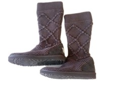 7 ugg boots argyle knit for sale 7 ugg boots argyle knit for sale Ponca City