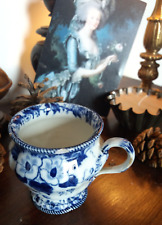 Petite tasse ancienne d'occasion  Ganges