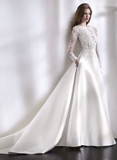 Beautiful wedding dress for sale  STOKE-ON-TRENT