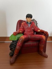Statua akira kaneda usato  Villorba