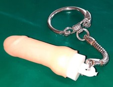 Porte clefs plastique d'occasion  Grignols