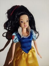 Poupée blanche neige d'occasion  Villeurbanne