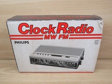 Vecchia radio sveglia usato  Salerno