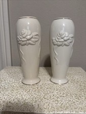 Conjunto antigo de 2 vasos Lenox rosa flor botão porcelana marfim acabamento ouro 24k 7,5" G27 comprar usado  Enviando para Brazil