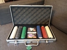 300 poker chips for sale  SUTTON