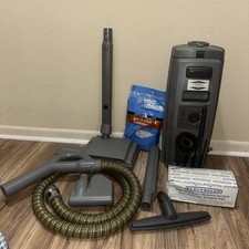 Aspirador de pó Electrolux Epic Series 6500 SR com acessórios  comprar usado  Enviando para Brazil
