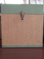 Caixa de madeira vintage Carol Industries arquivo de mídia 13 x 14 x 6" verde bronzeado genuíno comprar usado  Enviando para Brazil