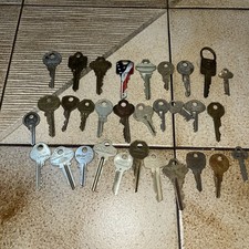 Qty old keys for sale  Rio Rancho