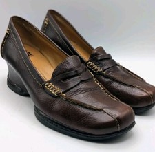 Mocassim feminino confortável SOFFT couro marrom chocolate salto cunha tamanho 9 comprar usado  Enviando para Brazil