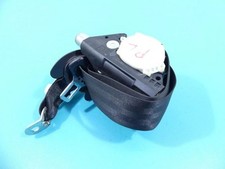 Używany, Volkswagen PASSAT B6 2006 przód lewy pas bezpieczeństwa przód 3C1857705F IPJ104726 na sprzedaż  PL