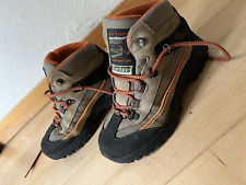 Scarpe trekking montagna usato  Laas