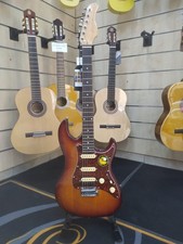 Chitarra elettrica larry usato  Angri