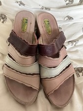 Naturalista wedged pink for sale  SUDBURY