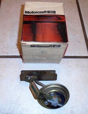 Conjunto de válvula NOS 1975 FORD MAVERICK GRANADA MERCURY COMET MONARCH 302 V8 EGR comprar usado  Enviando para Brazil