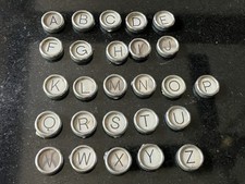 Vintage royal typewriter for sale  Milwaukee