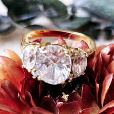 Bague vermeil zircons d'occasion  Le Luc