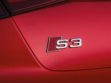 Audi S3 Schriftzug Emblem Logo Hinten Heckklappe Aufkleber Sticker Chrom comprar usado  Enviando para Brazil