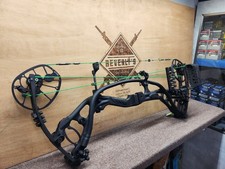 Hoyt draw 70 for sale  Coeburn