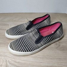 City sneaks women for sale  Westminster