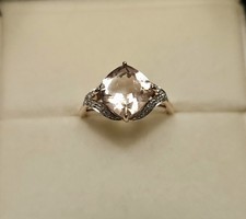 1.8 cushion peach for sale  Wheeling