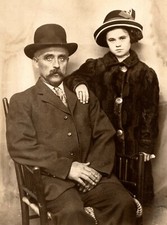 Grandfatherly man and d'occasion  Expédié en Belgium