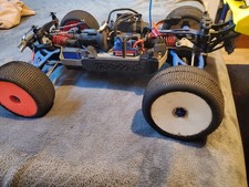 Traxxas revo 8 d'occasion Traxxas revo 8 d'occasion  Quimper