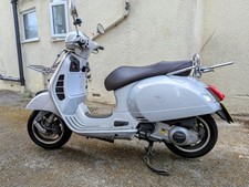 Vespa 300 gts for sale  LONDON