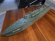 Barco torpedeiro PT-109 escala 1/32 navio modelo motorizado Marinha dos EUA para peças/reparo, usado comprar usado  Enviando para Brazil
