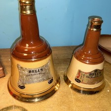 Two vintage wade for sale  WELSHPOOL