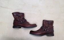 Women size 9.5b for sale  Van Nuys