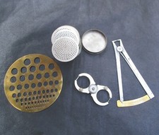 Lot anciens outils d'occasion  Presles