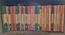 vintage penguin books for sale vintage penguin books for sale  VENTNOR