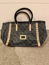 Women guess handbag for sale  HOUNSLOW