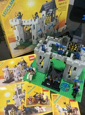 Lego castle black d'occasion  Expédié en Belgium