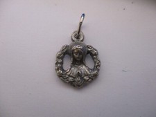 Ancienne medaille religieuse d'occasion  Prades