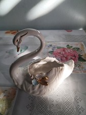 Capodimonte cigno soprammobile usato  Assemini
