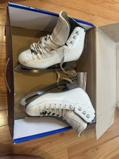 Resell emerald figure for sale  Stow