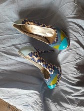 Chaussures femme escarpins d'occasion  La Tour-d'Aigues