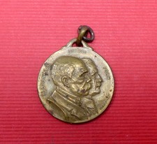 Jolie médaille offerte d'occasion  Viry