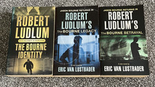 Robert ludlum books for sale  BARNSTAPLE