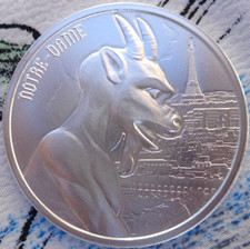 Oz. notre dame for sale  Temecula