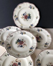 Assiettes plates sarreguemines d'occasion  Avesnes-les-Aubert