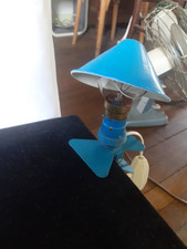 Ancienne petite lampe d'occasion Ancienne petite lampe d'occasion  Les Lilas