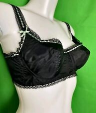 Reggiseno vintage tg.3 usato  Sanluri